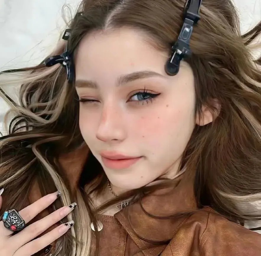 尤物倾城